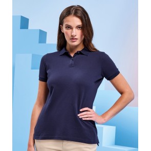Polo femme personnalisable – photo officielle, porté bleu marine