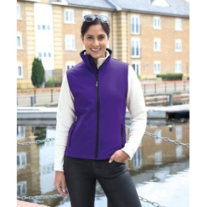 Gilet softshell femme personnalisable Result R232F – photo officielle, porté violet