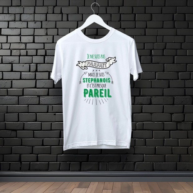 Tee-shirt "Je ne suis pas parfait mais je suis Stéphanois et c'est presque pareil" blanc
