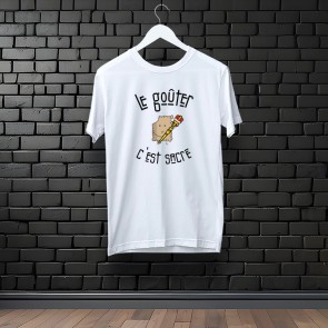 Tee-shirt blanc avec impression "Le goûter c'est sacré"